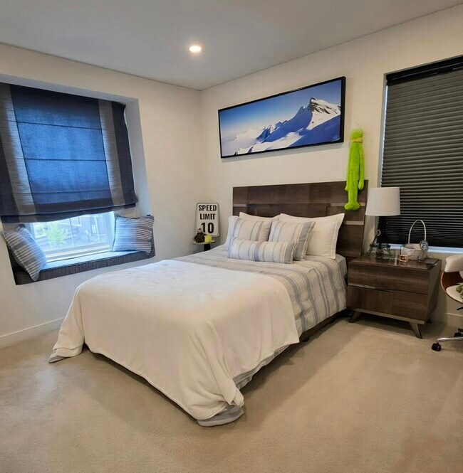 Foto del edificio - 1689 Saddlesmith Pl