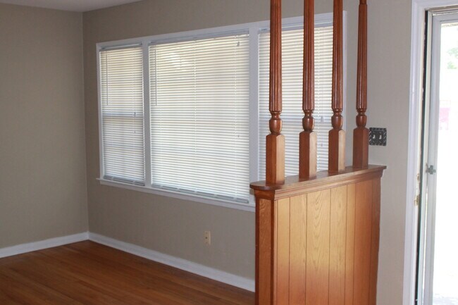 Foto del edificio - A Really Cute 3 bedroom Home - Move in Spe...