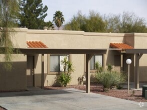Building Photo - 9104 E Esperanza Dr