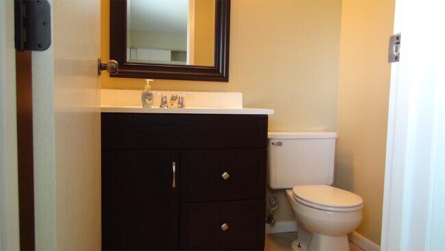 Foto del edificio - 5060 Tri County View Dr