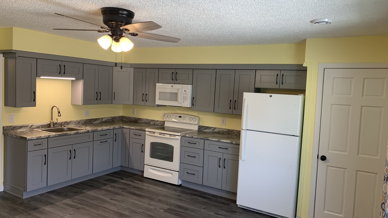 Foto principal - 775 Bayard Ave