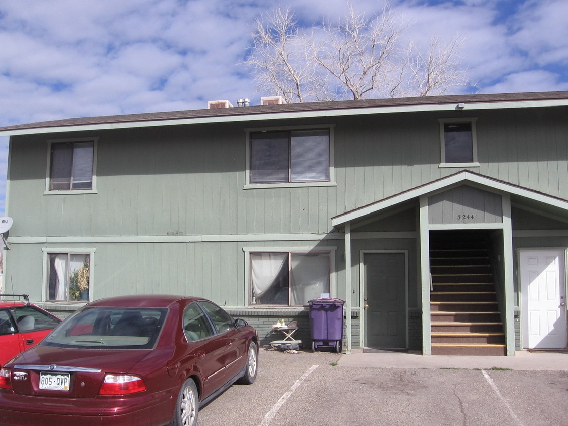 3244 Main St Unit 3, Clifton, CO 81520 Condo for Rent in Clifton, CO