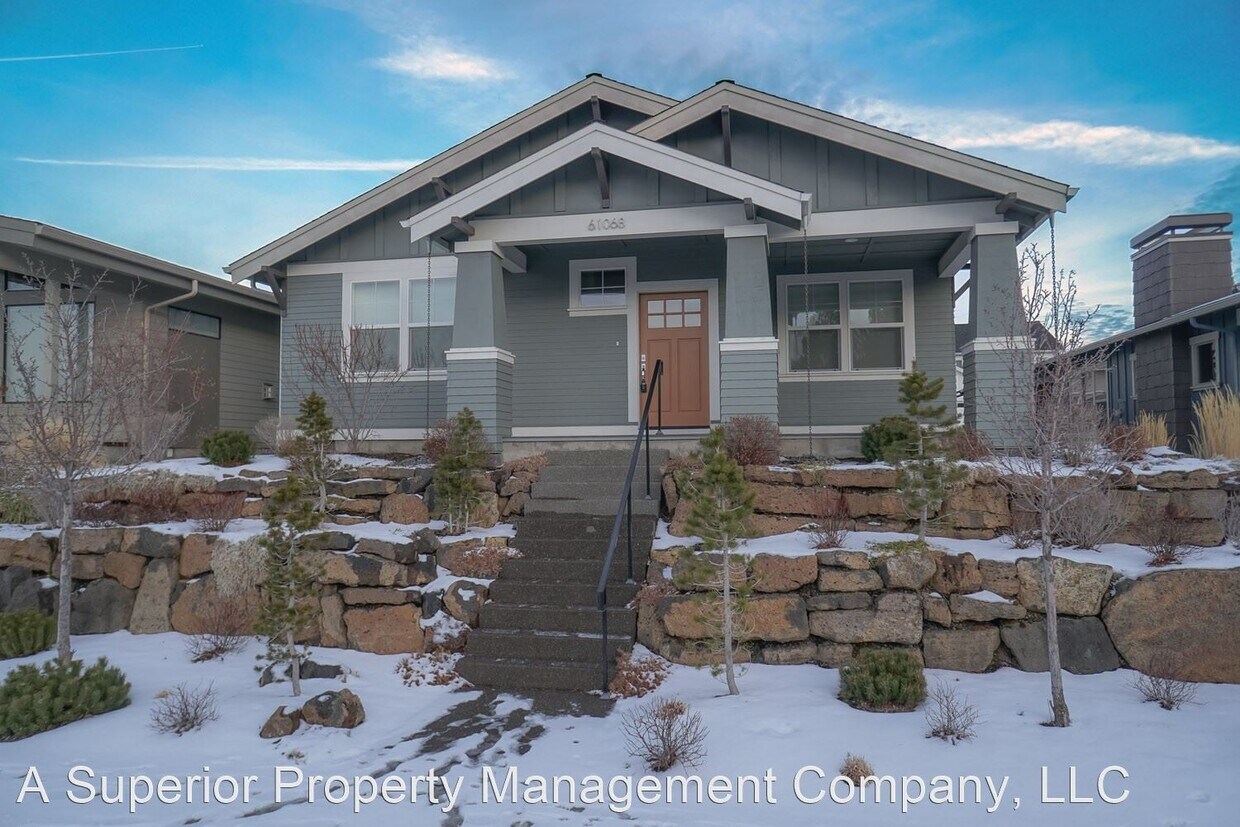 Foto principal - 3 br, 2 bath House - 61068 SE Ruby Peak Ln