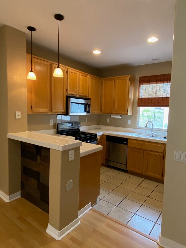 Building Photo - 4108 Verde View