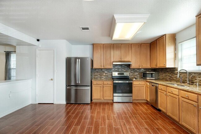 Foto del edificio - 4605 Nuckols Crossing Rd