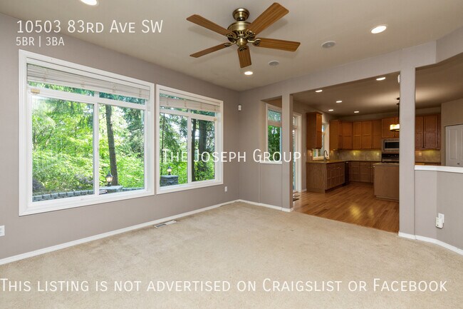 Foto del edificio - Beautiful 5 bed home in Lakewood!