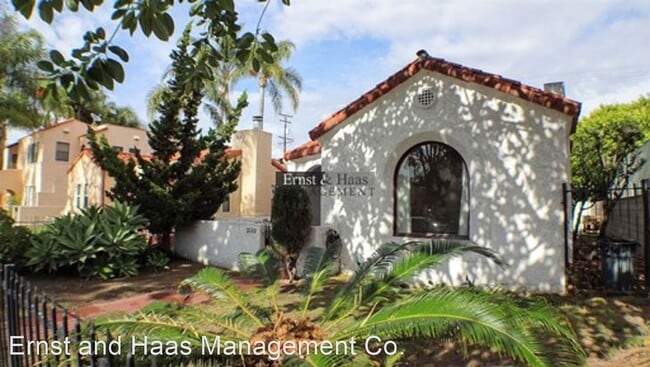 Building Photo - 3 br, 1.5 bath House - 2132 Cedar Ave.