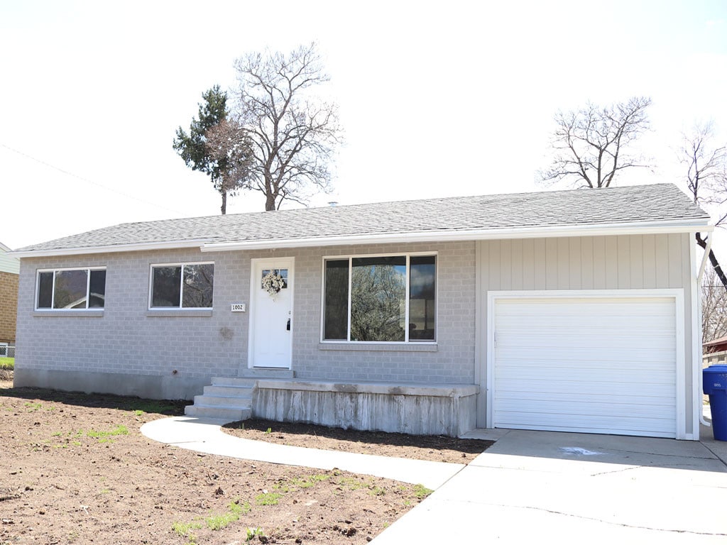 Photo - 1002 E Platinum Way (Sandy, UT)