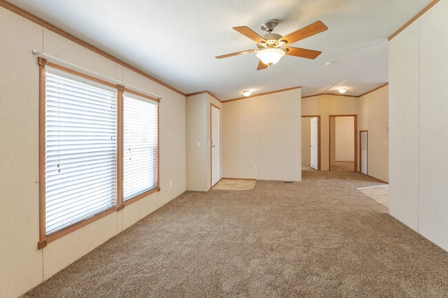 Building Photo - 202 Wild Flower Dr