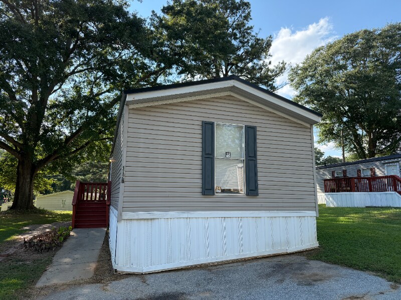 Foto principal - 1512 Hwy 54 W