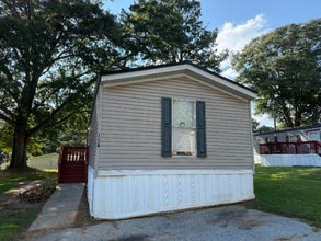 Building Photo - 1512 Hwy 54 W