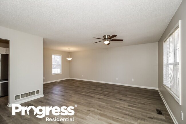 Building Photo - 153 Concorde Dr