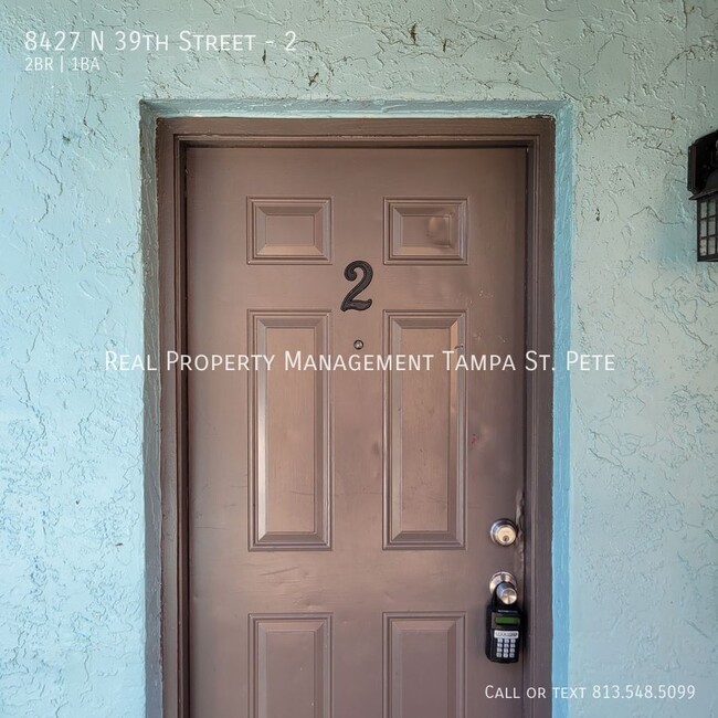Foto del edificio - 8427 N 39th St