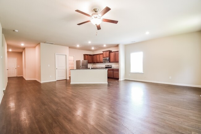 Building Photo - 141 Innis Brk Cir