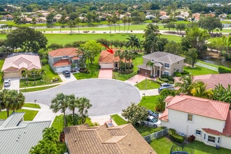 Building Photo - 1710 Lakefield N Ct