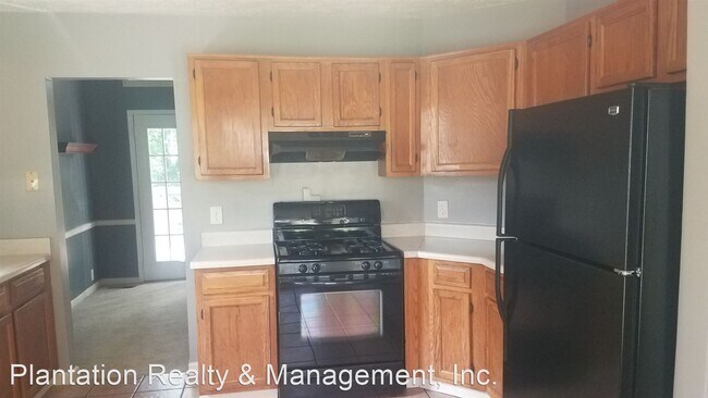 Building Photo - 2 br, 2.5 bath House - 961 Cobb Place Mano...