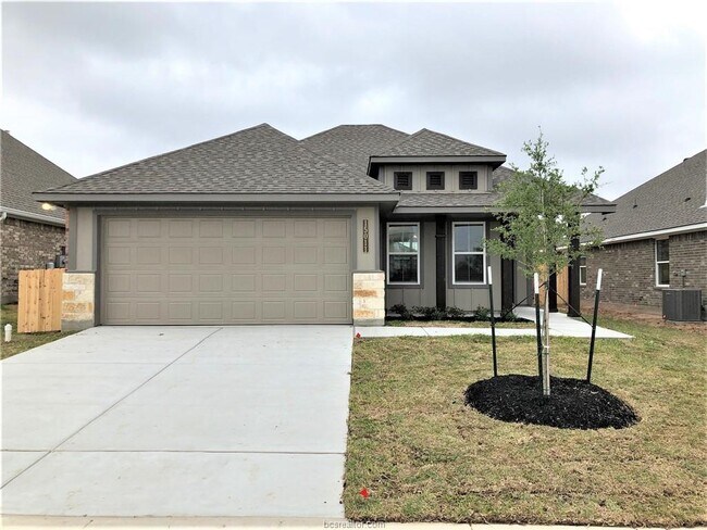 Foto del edificio - 15011 Indian Crk Ln