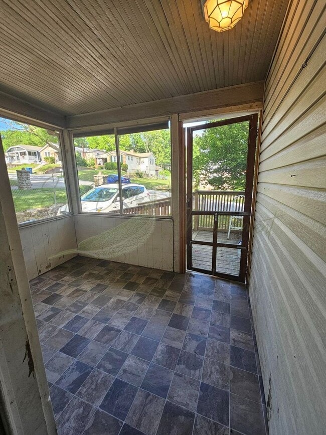 Building Photo - READY TO CALL HOME!!!