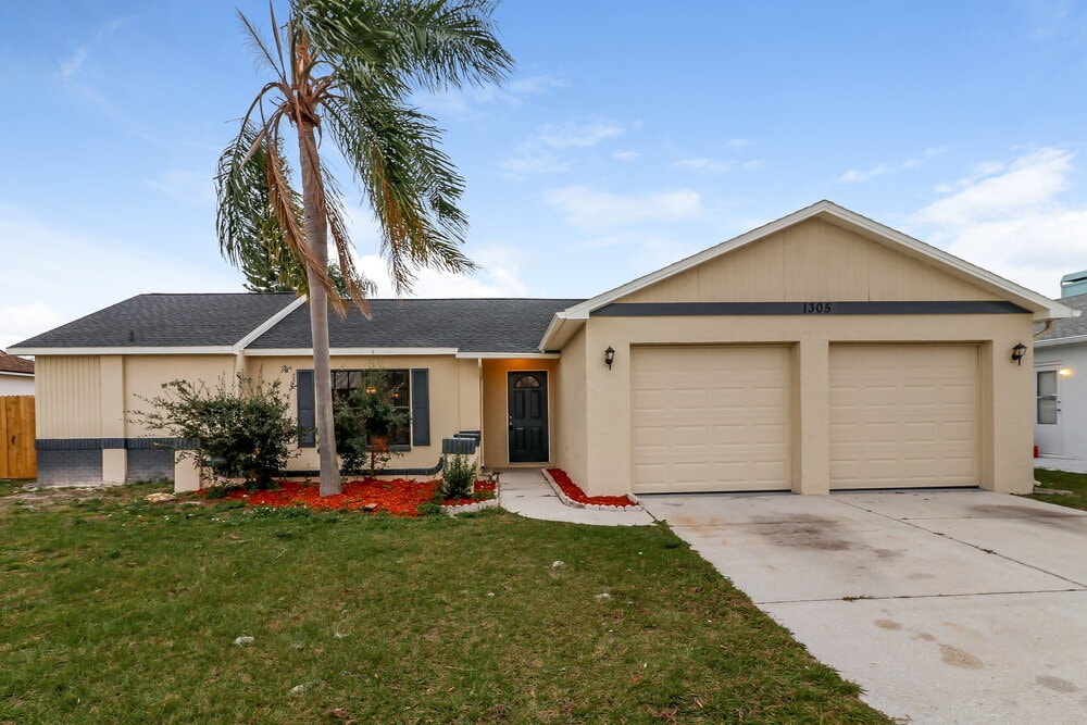 Foto principal - 1305 Jambalana Dr