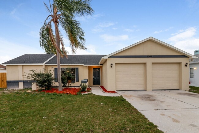 Building Photo - 1305 Jambalana Dr