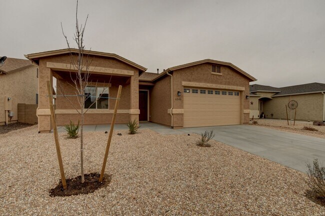 Foto del edificio - Spacious 3 Bedroom, 2 Bathroom Home in Granville