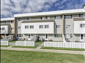 Building Photo - 2908-116A 116a Ave NW