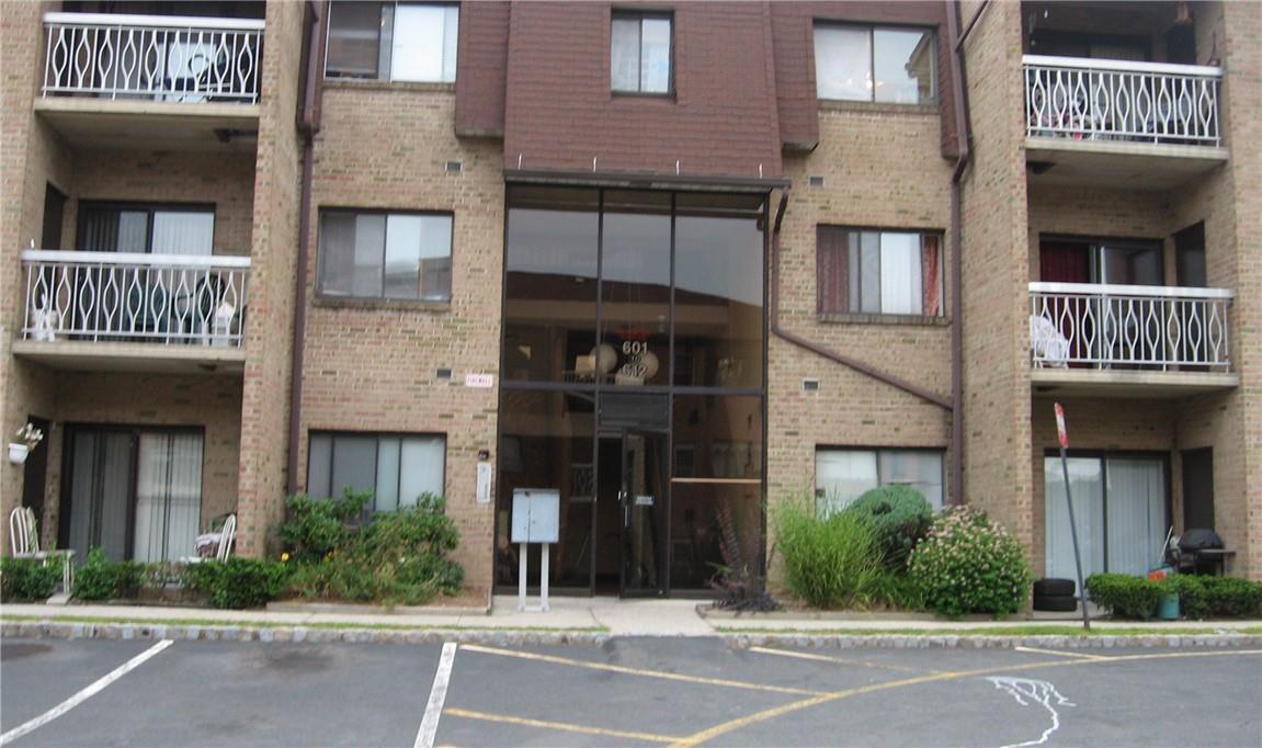 Primary Photo - 401 Kennedy Dr