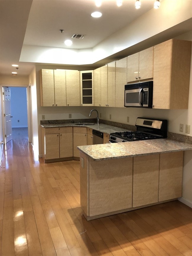 Foto del edificio - 447 Pavonia Ave