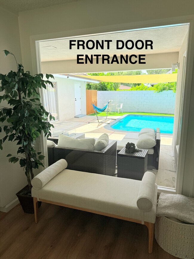 Foto del edificio - 2401 Rio Vista Dr