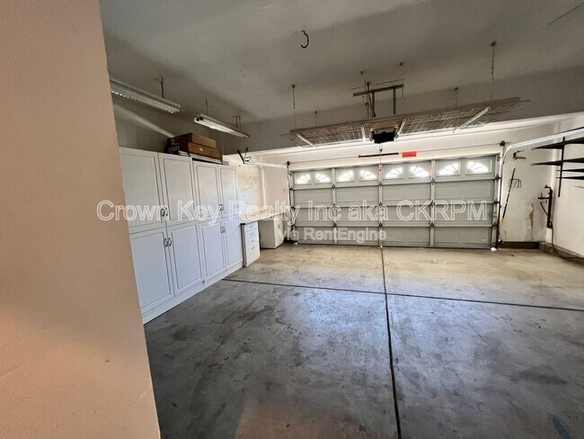 Building Photo - 673 Nacomis Ct
