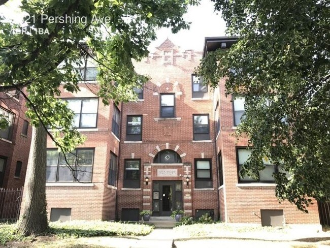 Building Photo - 1 bedroom in St. Louis MO 63112