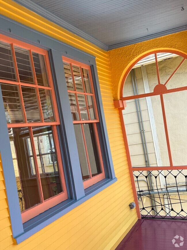 Black Pearl Gated Apartments for Rent New Orleans, LA 15 Rentals