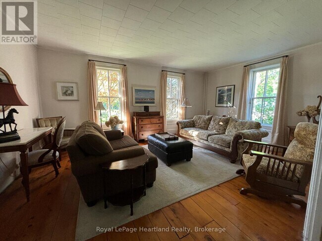 Photo du bâtiment - 261 Cobourg St