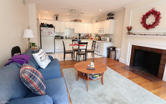 Foto del edificio - 12 Dean Rd