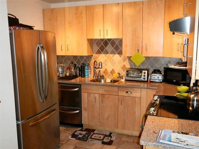 Foto del edificio - 34 Greenmeadow Dr