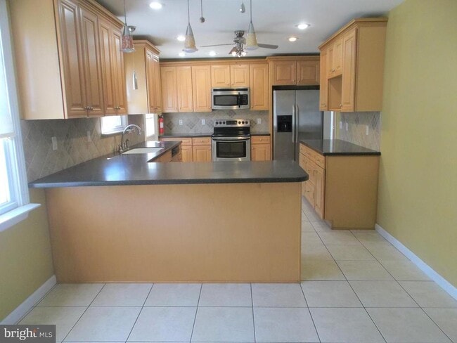 Building Photo - 25 Pemberton Vincentown Rd
