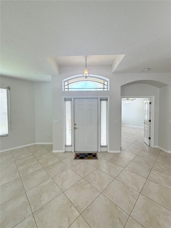 Foto del edificio - 30533 Lettingwell Cir