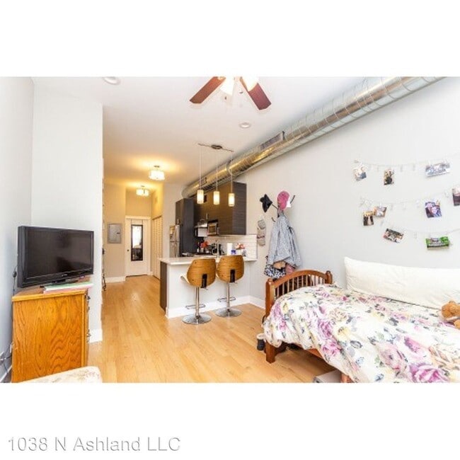 Building Photo - 1038 N Ashland Ave