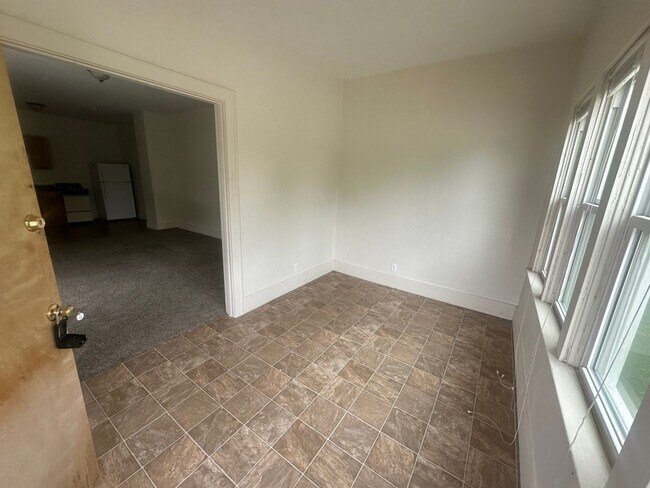 Foto del edificio - Irish Rose - 5th St Apartments