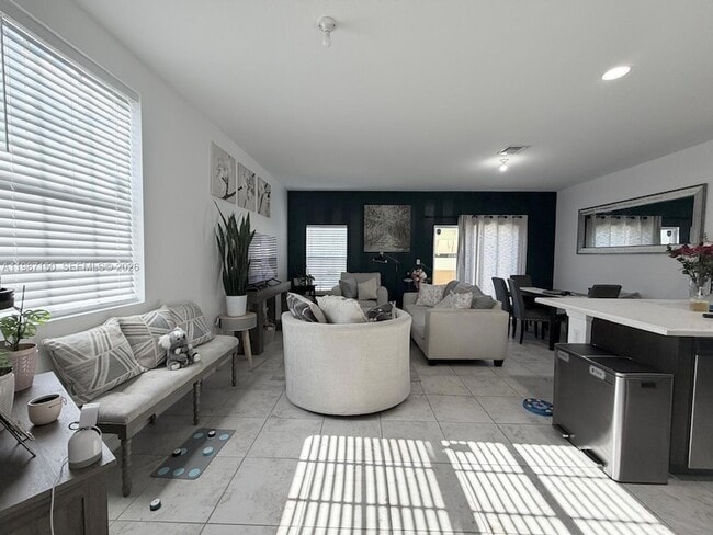 Photo - 4002 NW 11th Ct Townhome