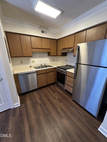 Building Photo - 3515 Ivy Commons Dr