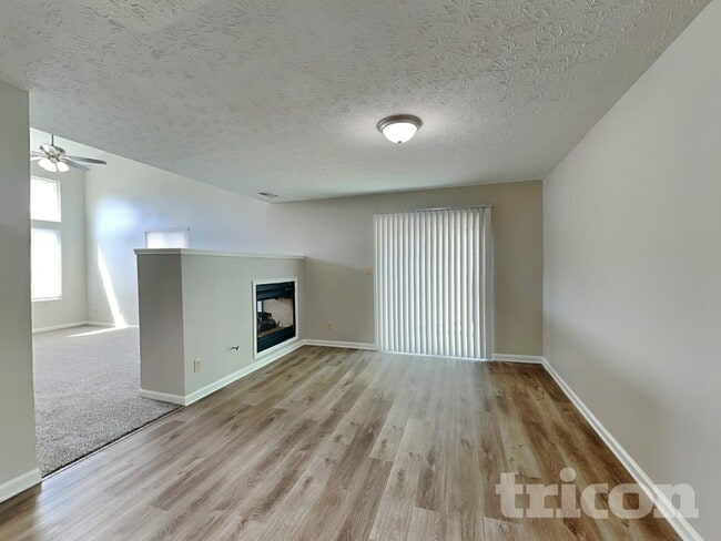 Building Photo - 6674 Largo Ln