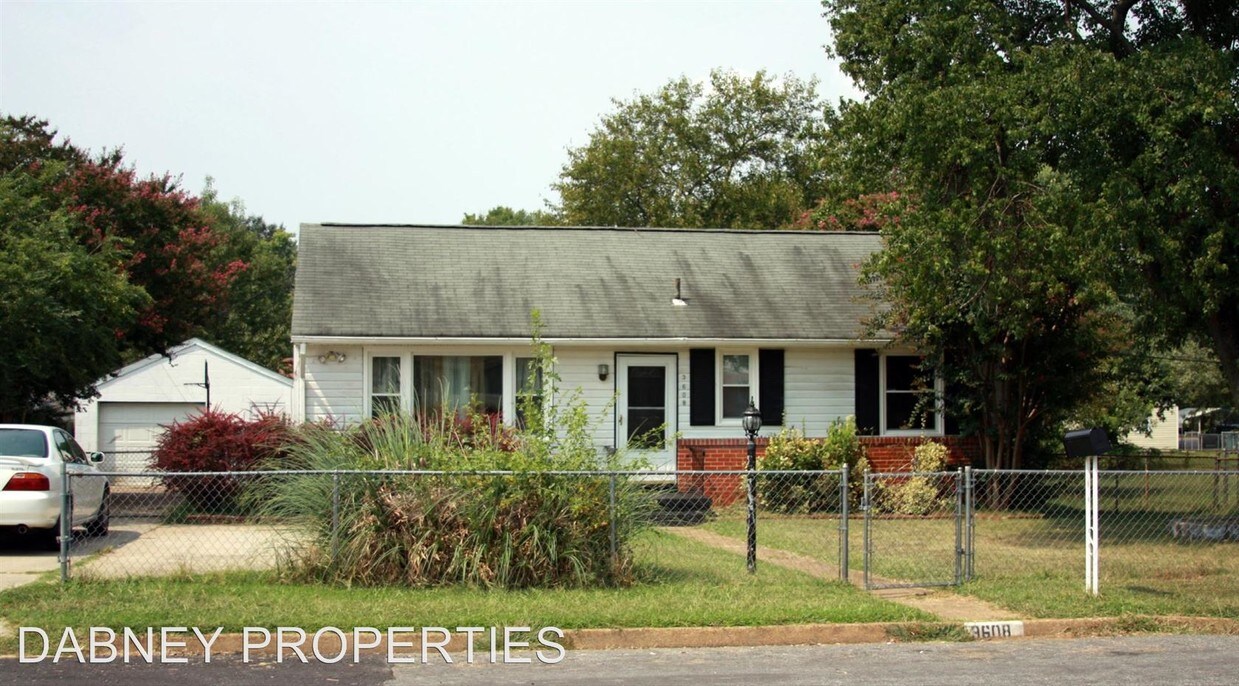 Building Photo - 3608 Montclair Rd