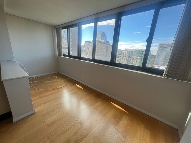 Foto del edificio - 9 Hawthorne Pl