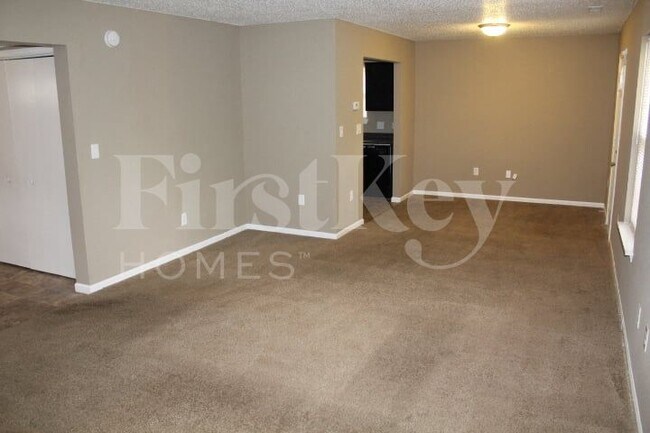 Foto del edificio - 4366 Village Trace Ct