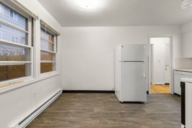 Foto del edificio - 6614 E Burnside St