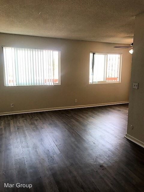 Building Photo - 2 br, 1 bath Apartment - 3295-99 Imperial Ave