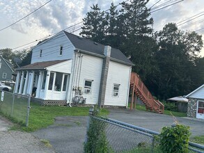 Building Photo - 657 South St