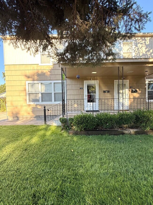 Foto del edificio - 1307 Perkins Ave