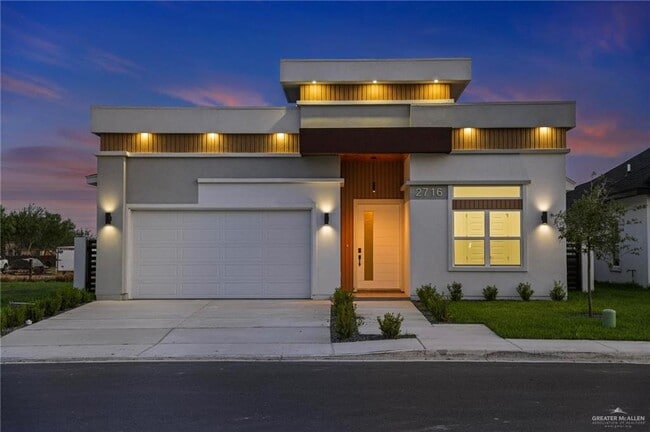 Building Photo - 31 E Conroe Rd